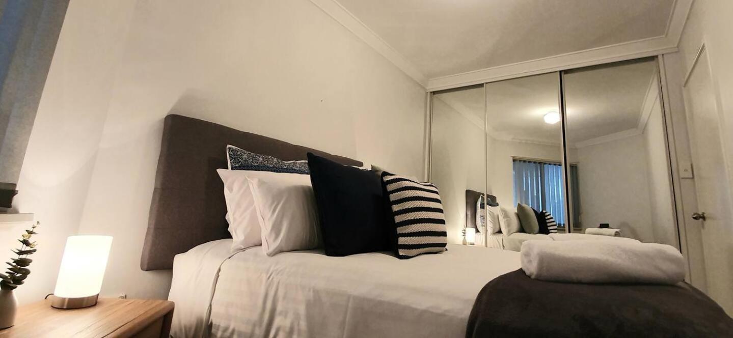 Sandcastles Beachfront Luxury Retreat Apartment Perth Eksteriør billede